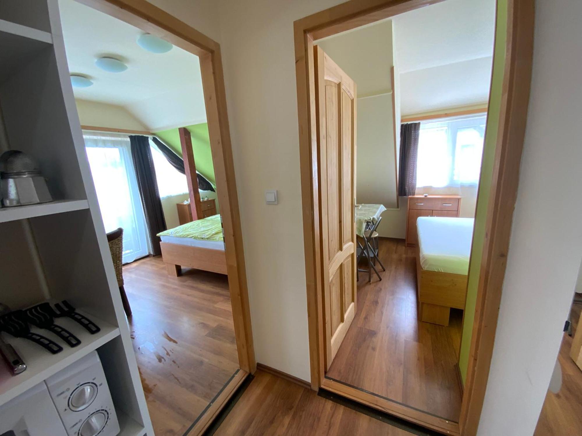 Elso Fecske Apartmanok 希欧福克 外观 照片