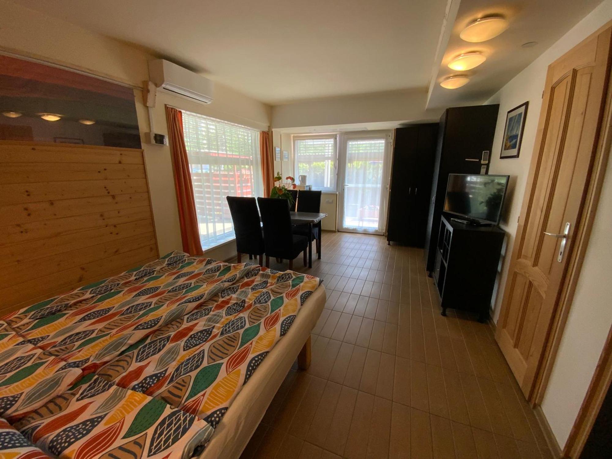 Elso Fecske Apartmanok 希欧福克 外观 照片
