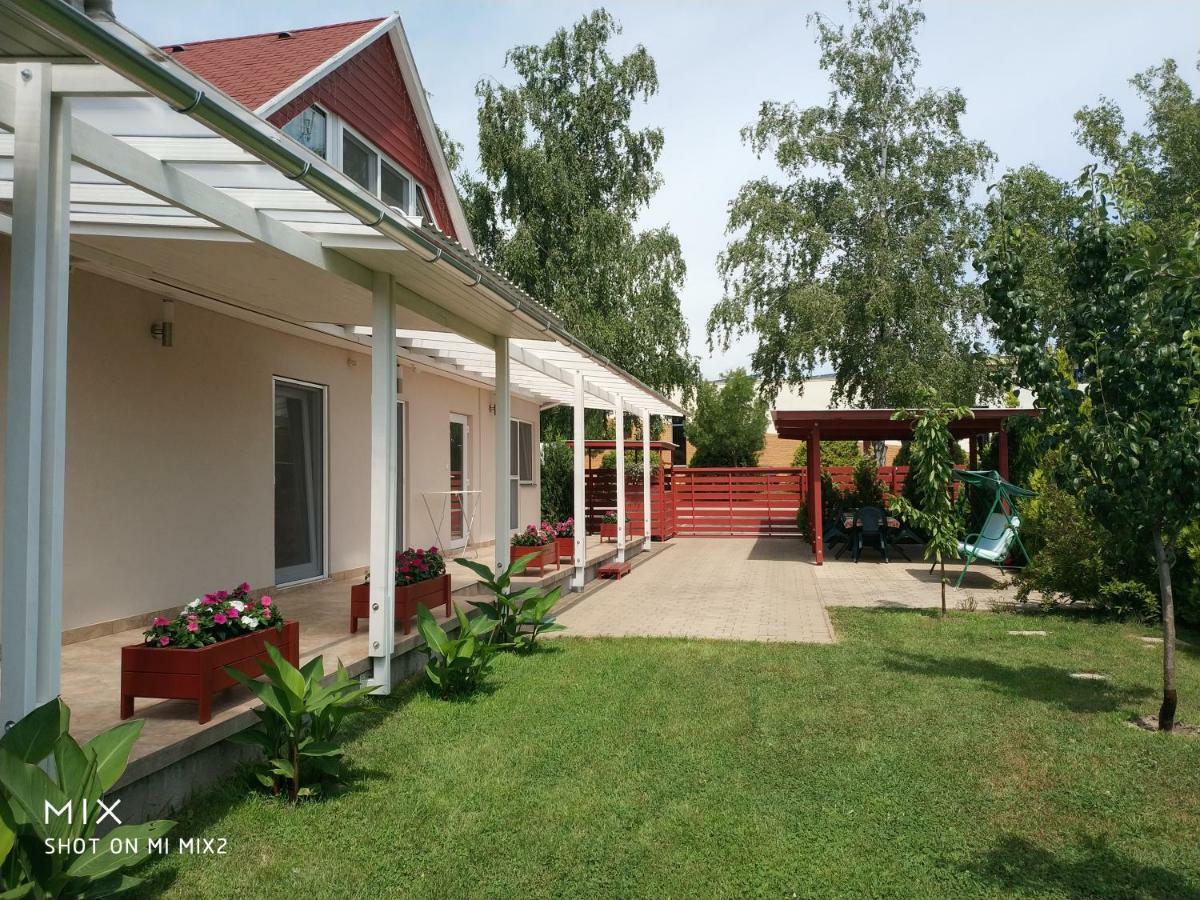 Elso Fecske Apartmanok 希欧福克 外观 照片